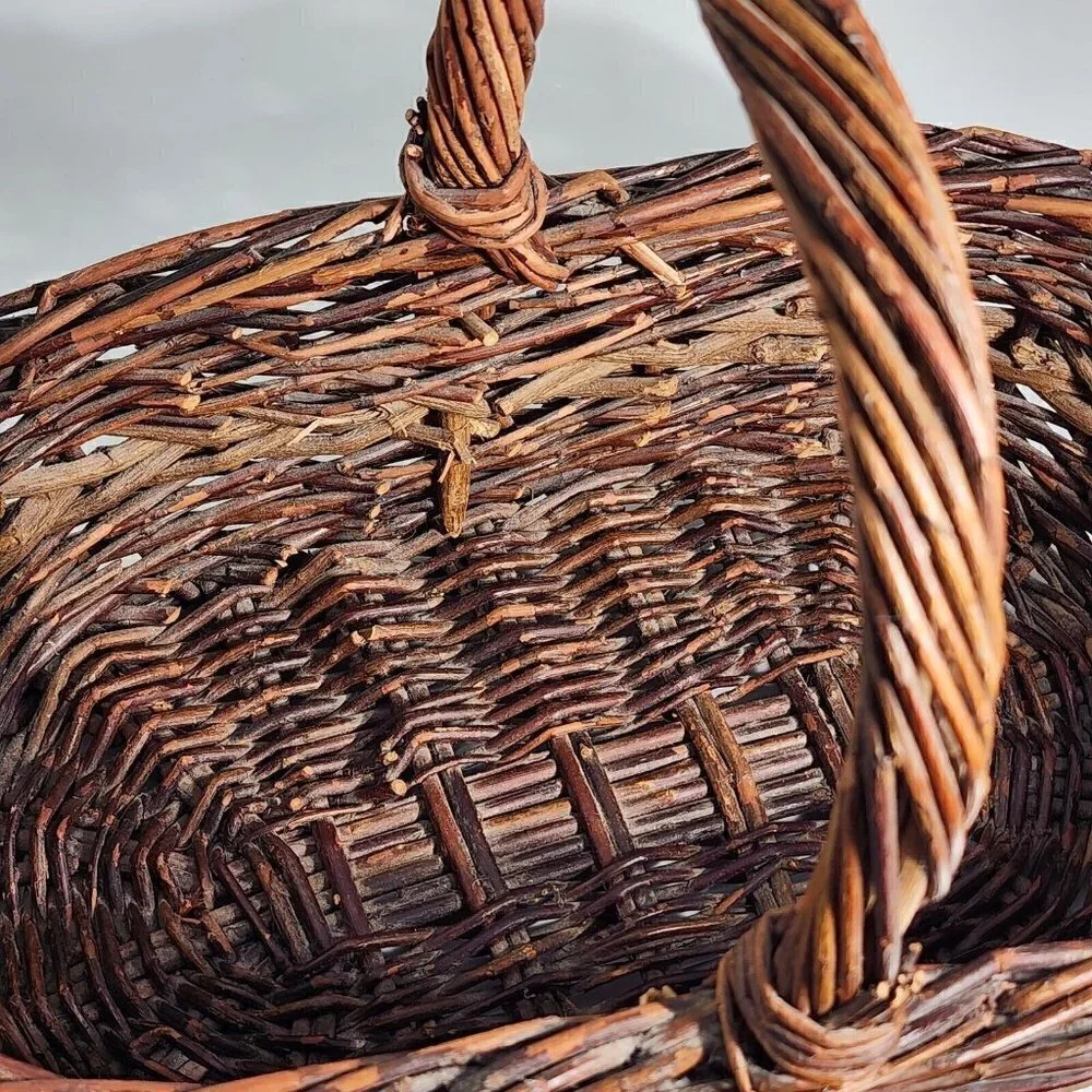 VTG Large Woven Rattan Twig Stick Gathering Basket with Handle Two Toned Brown